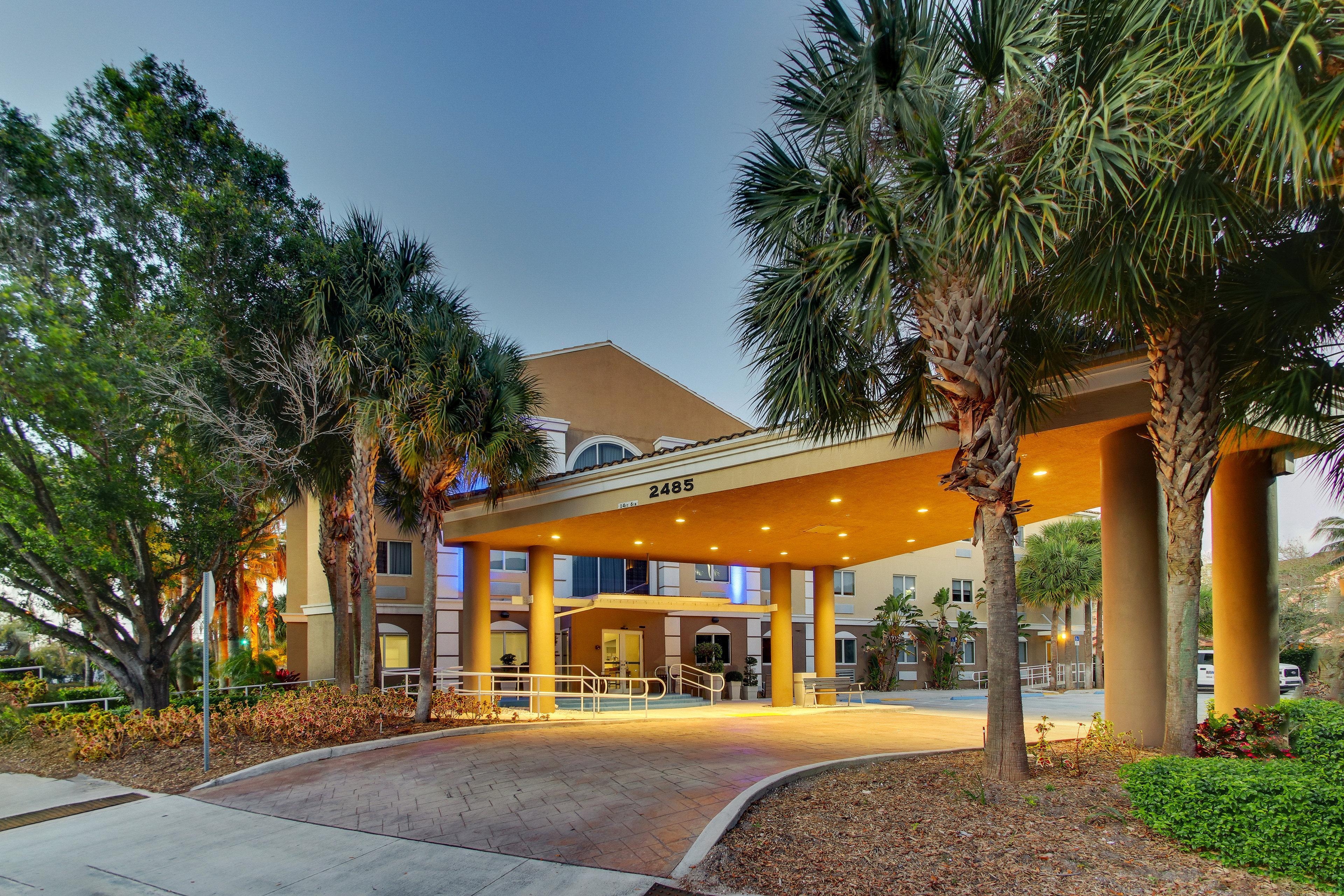 Holiday Inn Express West Palm Beach Metrocentre By Ihg Exteriör bild