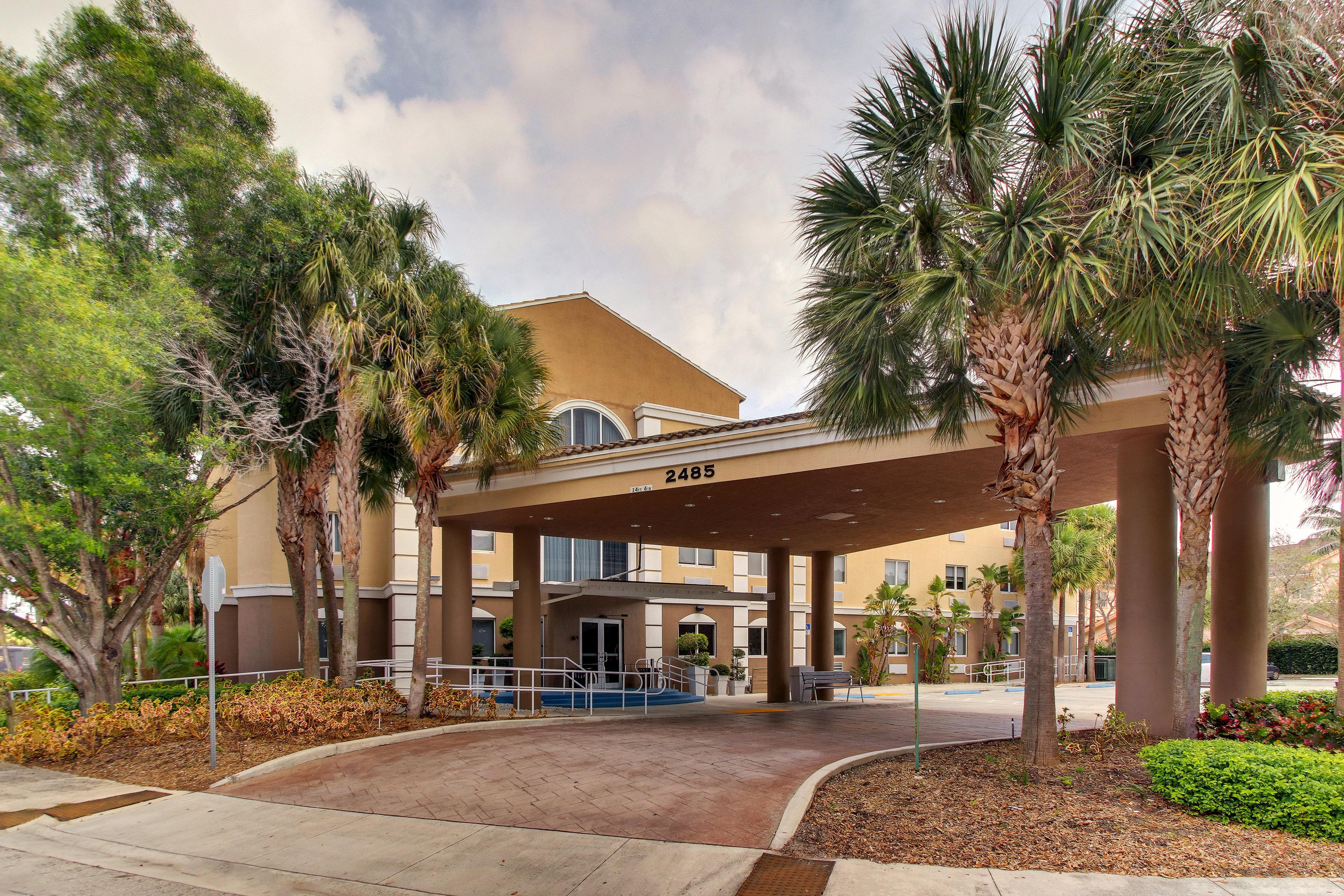 Holiday Inn Express West Palm Beach Metrocentre By Ihg Exteriör bild