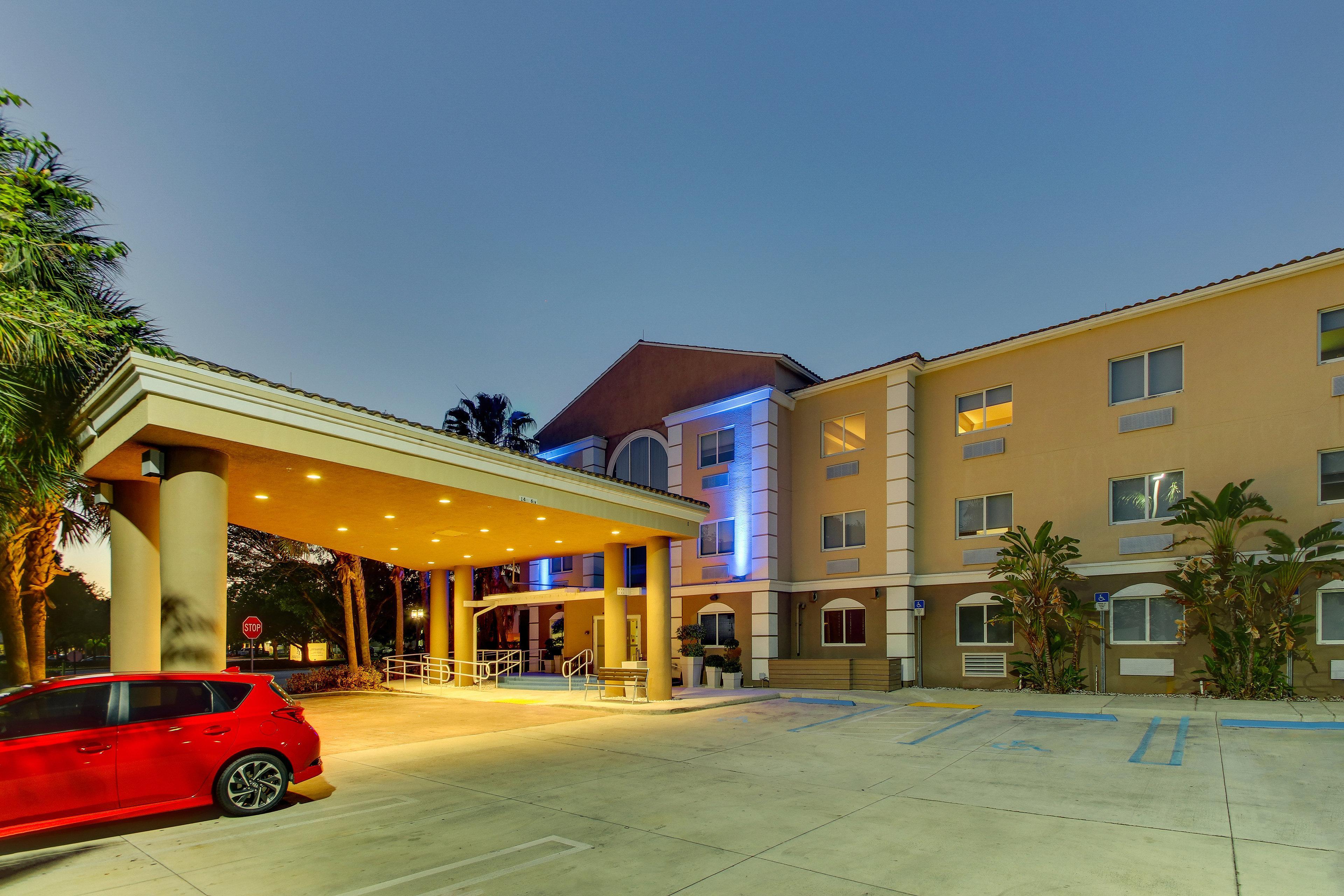 Holiday Inn Express West Palm Beach Metrocentre By Ihg Exteriör bild