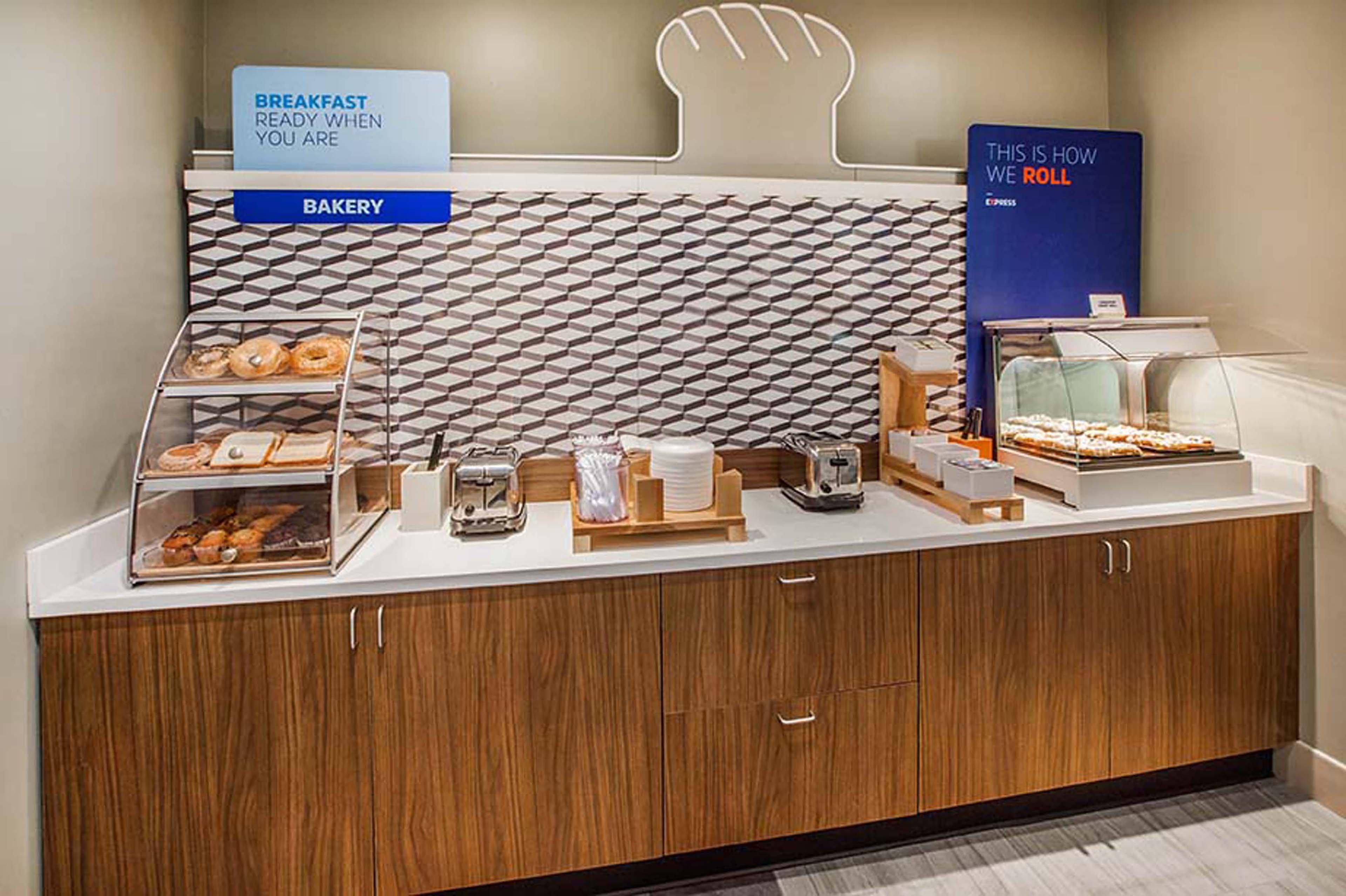 Holiday Inn Express West Palm Beach Metrocentre By Ihg Exteriör bild